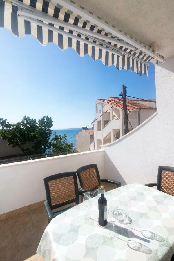 Apartments Vinka Trogir Exteriör bild